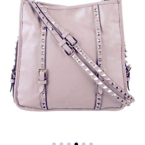$2900 Valentino Garavani ROCKSTUD shoulder bag - Picture 5 of 13